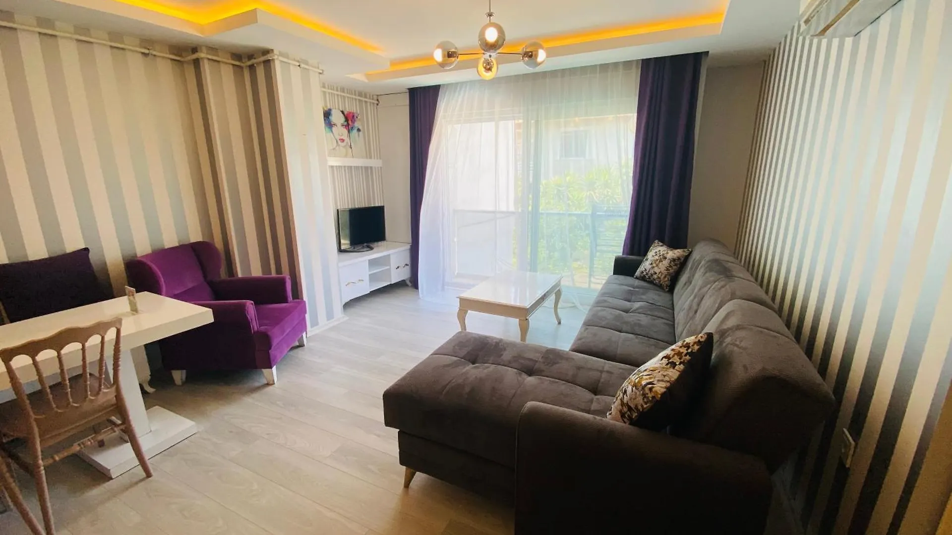 Royal Loft Suit Antalya Türkiye