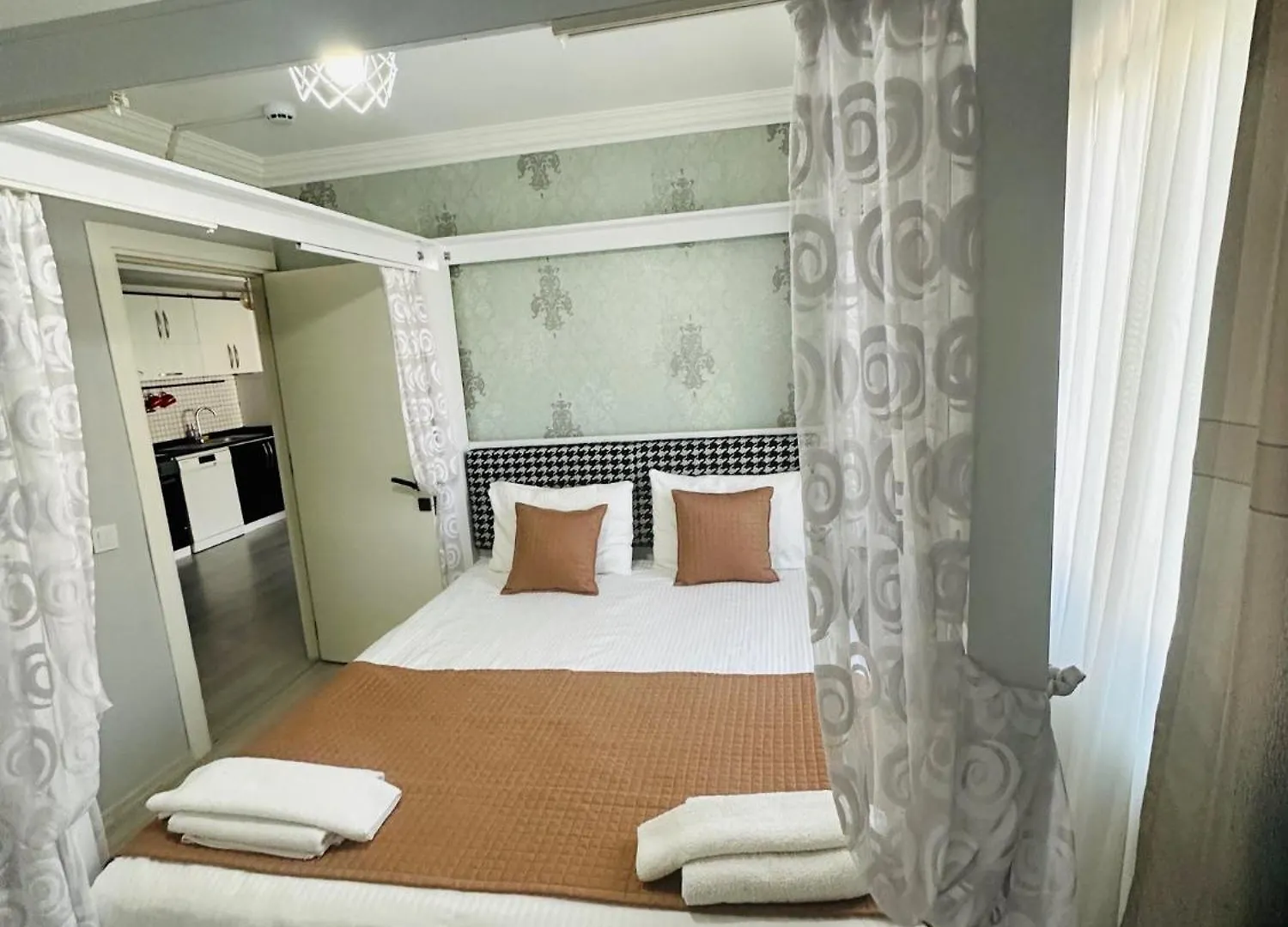 Royal Loft Suit Antalya Apart Otel