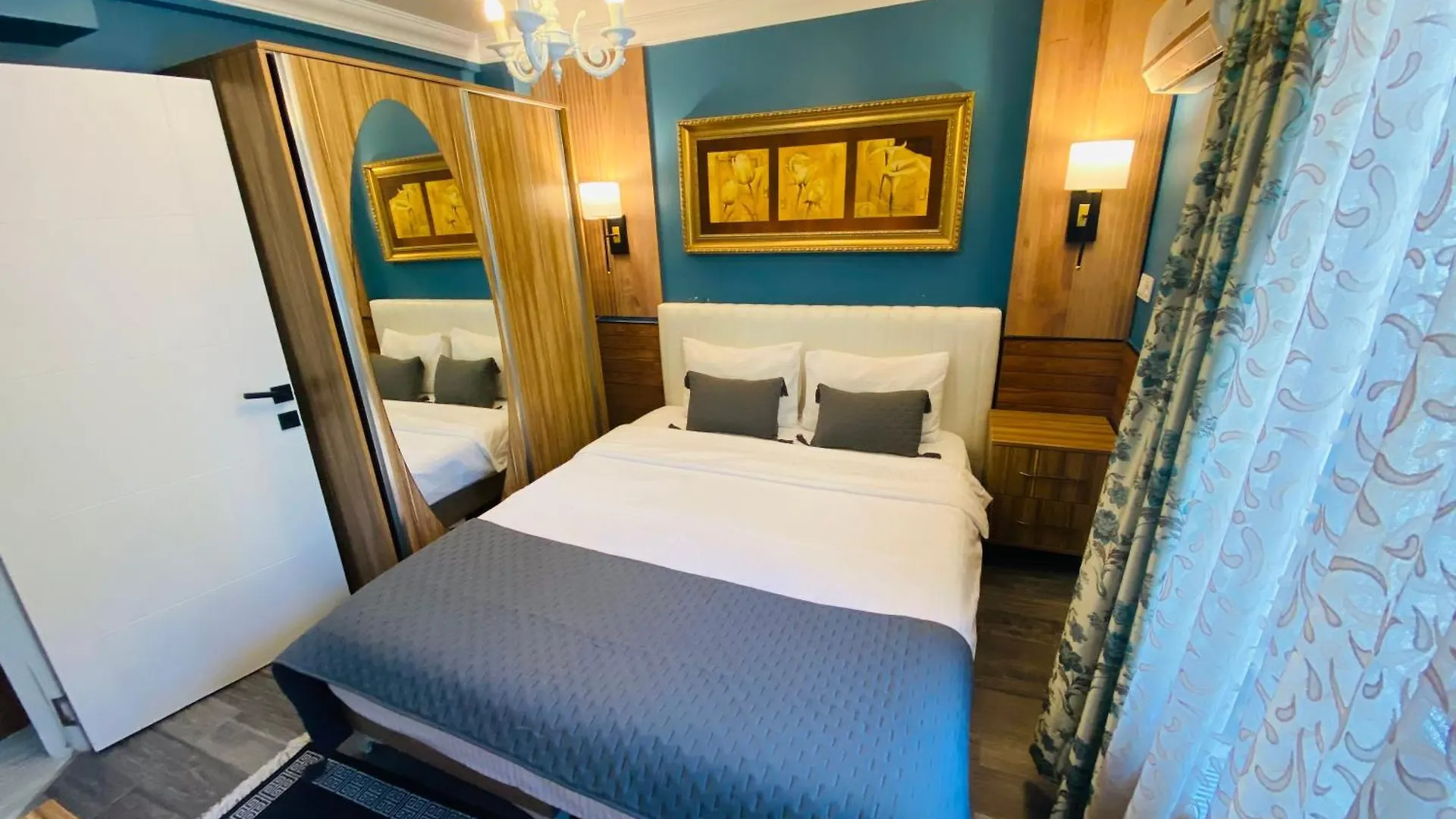 **** Aparthotel Royal Loft Suit Antalya Turkey